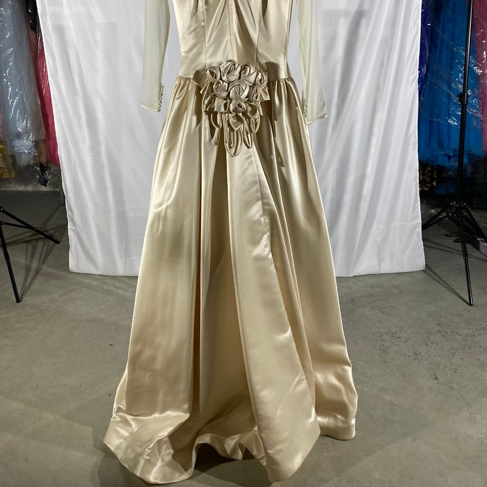 Precious Formals - Dress - Picture 4 of 10